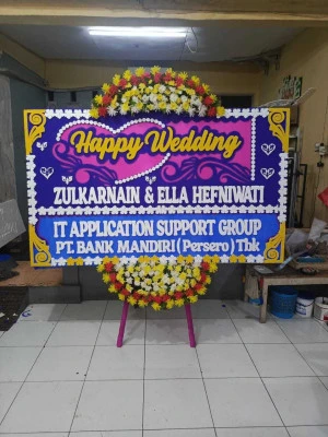 Papan Bunga di Greenwich Park Bsd